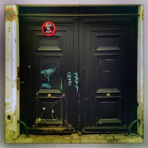 Rue Saint Bernard 12:06pm