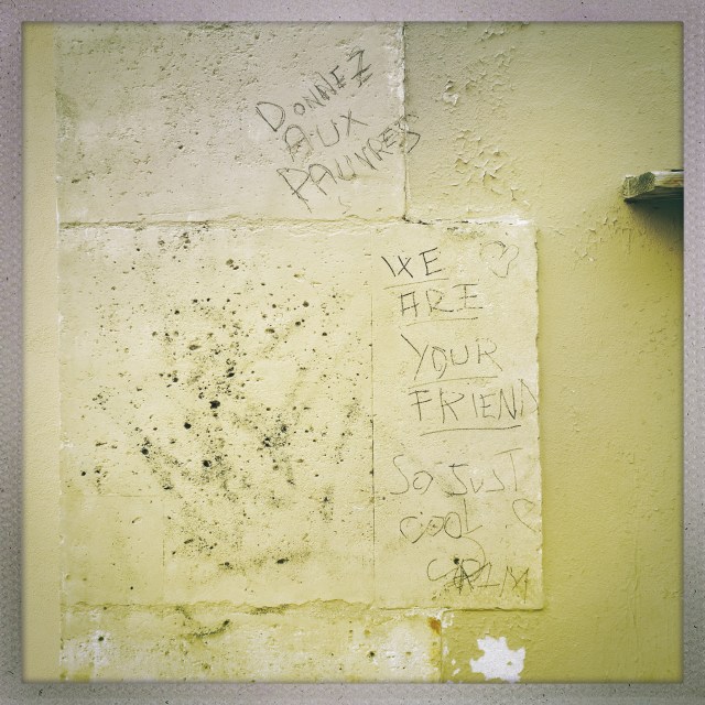 Love City. 14 Rue de Birague. 12:01pm.