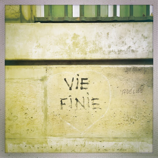 Love City. 1 Rue des Mauvais. Garçons. 10:44am.