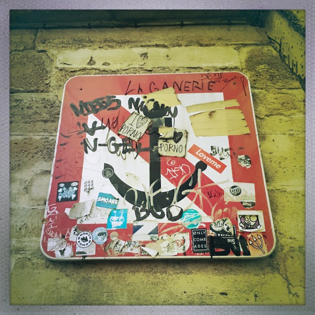 Love City. François Mitterand Quay. 5:16pm.