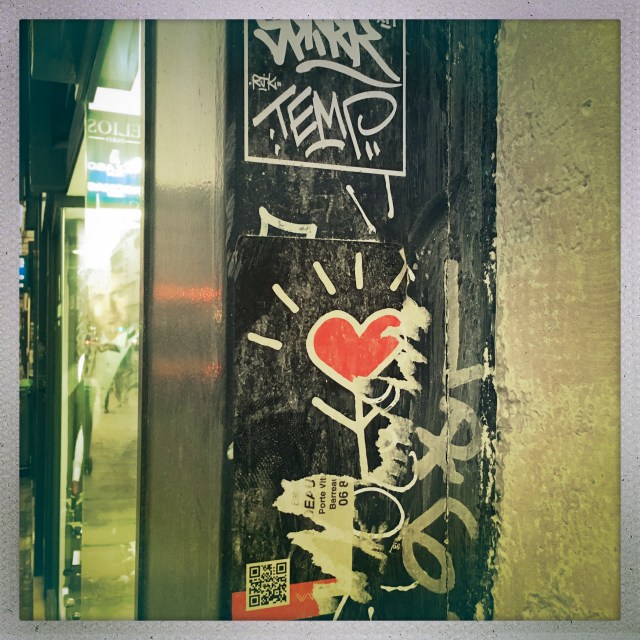 LOVE CITY. 78 Rue de Turenne. 5:14pm.