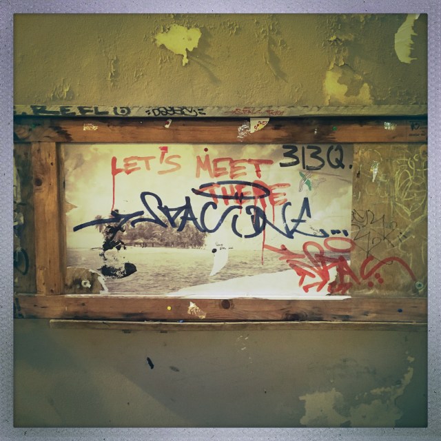 Love City. 14 Rue de Birague. 5:33pm.