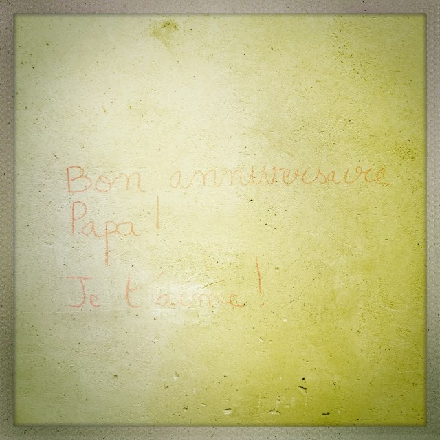 Love City. 10 Rue Roger Verlomme. 2:12pm.