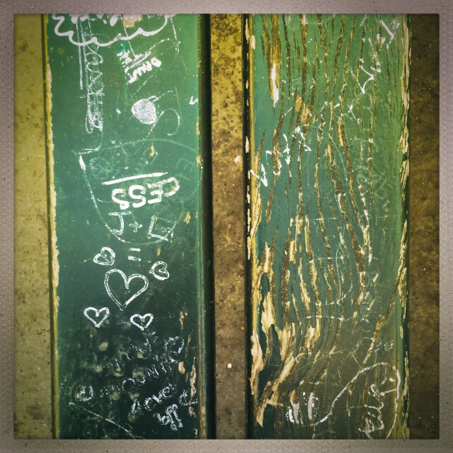 Love City. L'avenue Bosquet. 1:50pm.