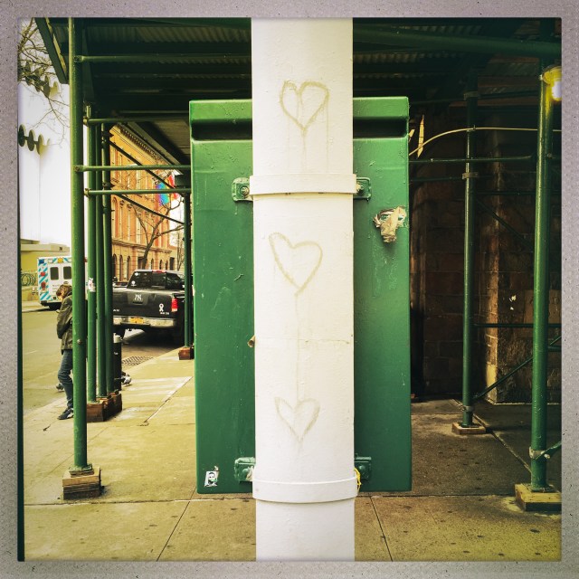 LOVE CITY. 20 7th Avenue. 1:46pm.