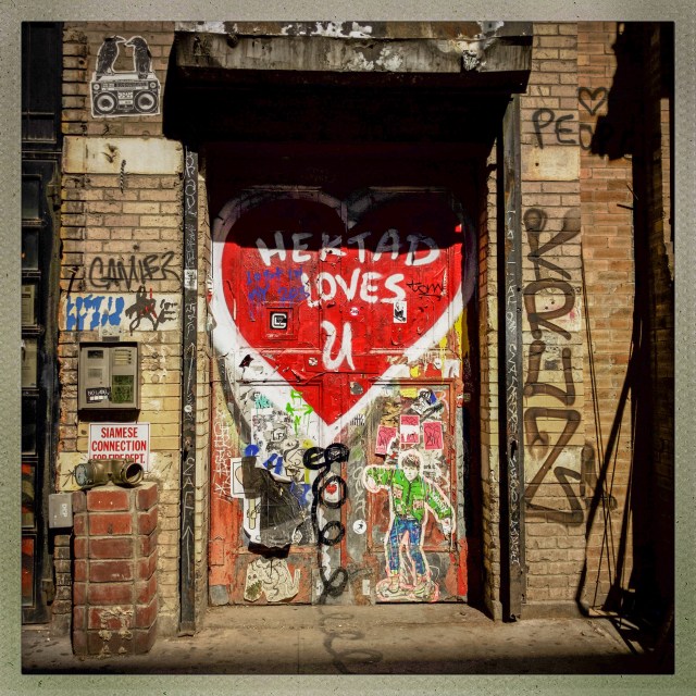 LOVE CITY. West 13th Street. 1:27pm.