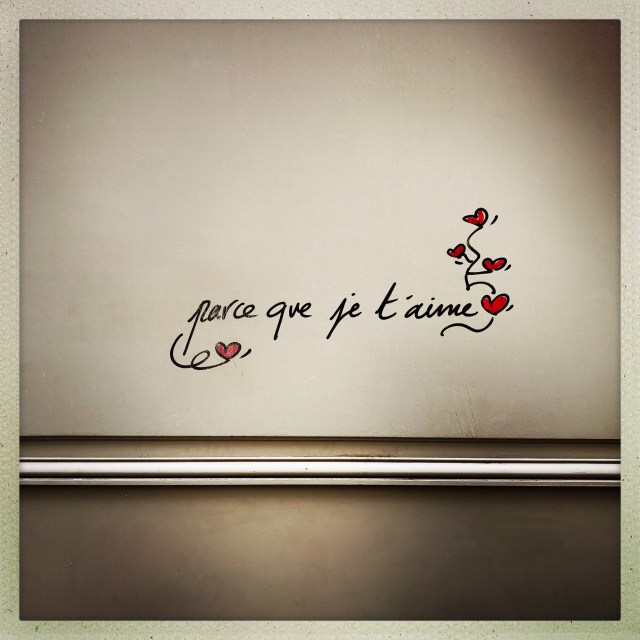 2 Rue Charles V. 2:33pm. Paris, France.