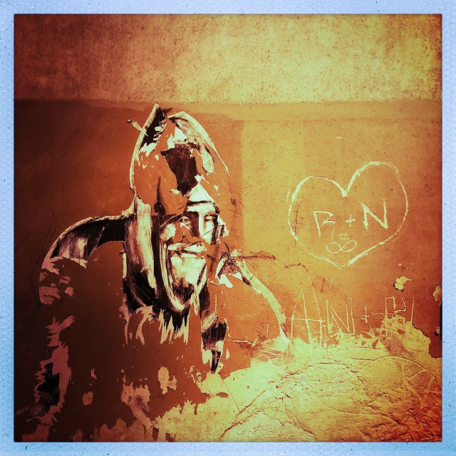 14 Rue Chanoinesse. 5:46pm. Paris, France.