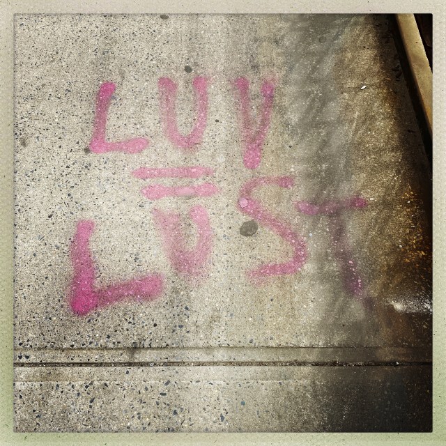 LOVE CITY.  Manhattan Bridge. 1:40pm.