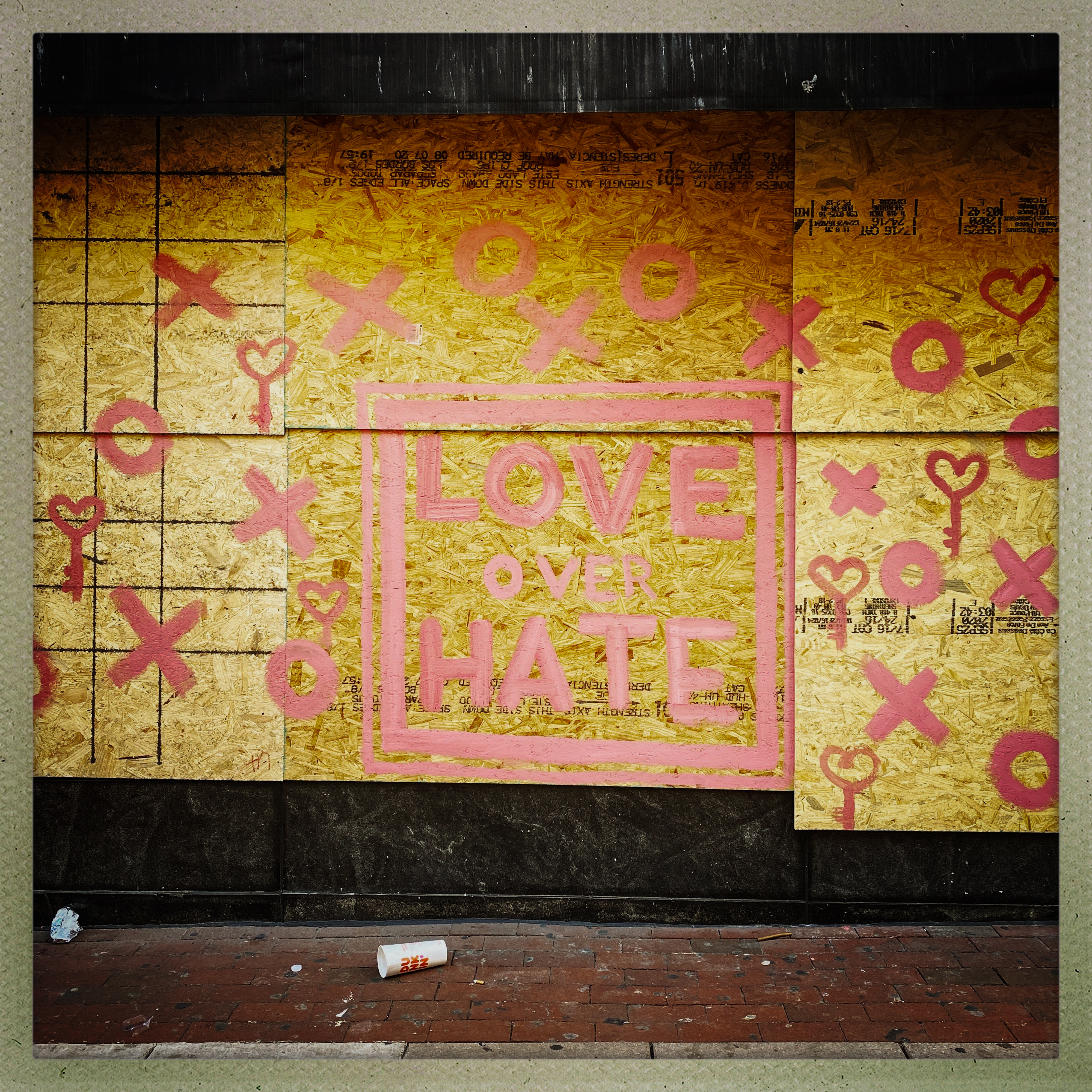 LOVE CITY. 2 E Penn Square. 2:35pm.